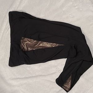 MTA sports workout leggings XL